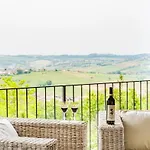 Cascina Petricore - Elegante Dimora Tra Le Colline Del Monferrato Apartment *