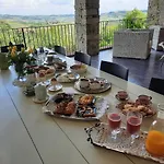 Apartment Cascina Petricore - Elegante Dimora Tra Le Colline Del Monferrato Moncalvo