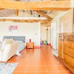 Apartment Cascina Petricore - Elegante Dimora Tra Le Colline Del Monferrato Moncalvo