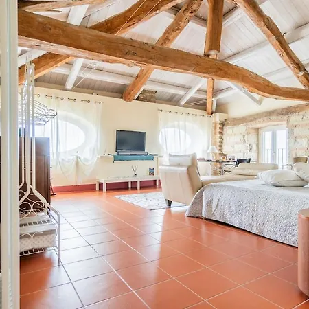 Cascina Petricore - Elegante Dimora Tra Le Colline Del Monferrato