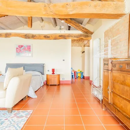 Apartment Cascina Petricore - Elegante Dimora Tra Le Colline Del Monferrato Moncalvo