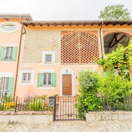 Cascina Petricore - Elegante Dimora Tra Le Colline Del Monferrato