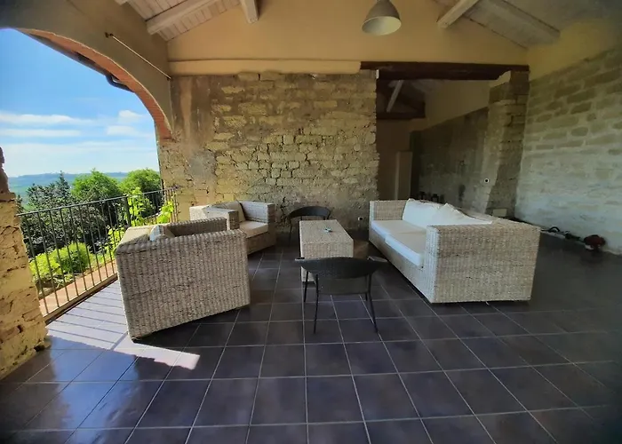 Cascina Petricore - Elegante Dimora Tra Le Colline Del Monferrato アパート *