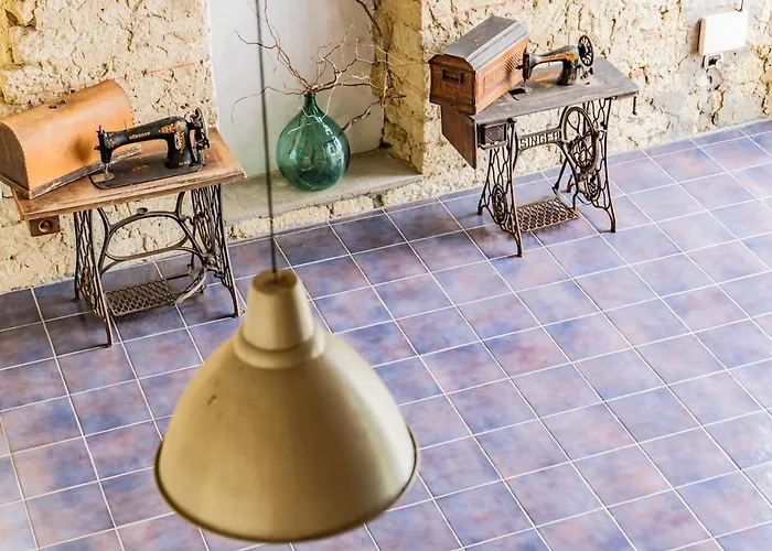 Cascina Petricore - Elegante Dimora Tra Le Colline Del Monferrato アパート *