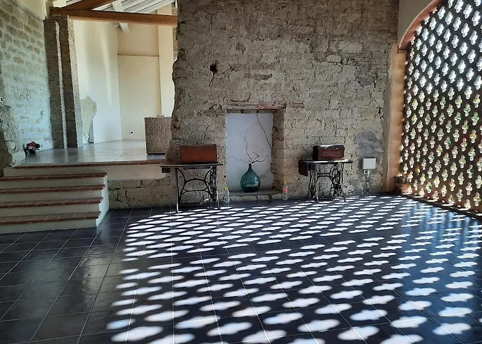 Cascina Petricore - Elegante Dimora Tra Le Colline Del Monferrato * モンカルヴォ
