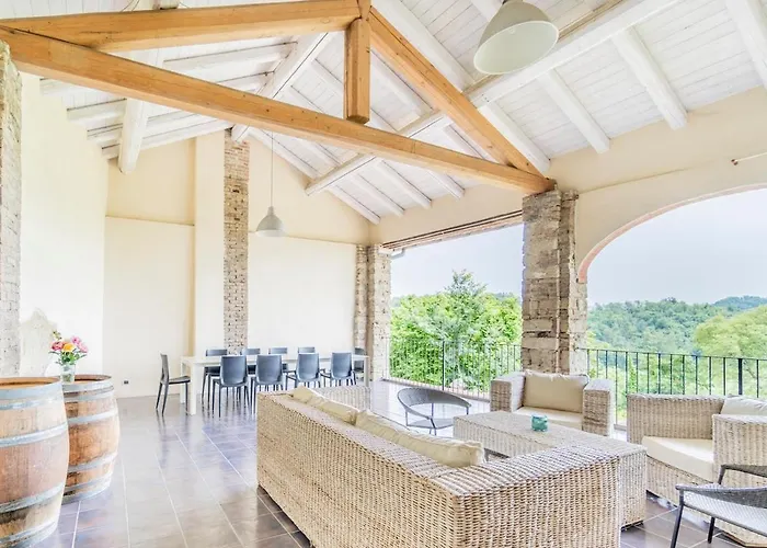 Cascina Petricore - Elegante Dimora Tra Le Colline Del Monferrato アパート モンカルヴォ